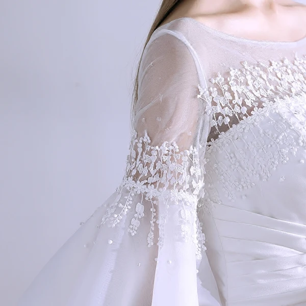Simple Blanche Robe De Mariée 2018 Trompette / Sirène En Dentelle Perlage Encolure Dégagée 1/2 Manches Dos Nu Train De Balayage Mariage