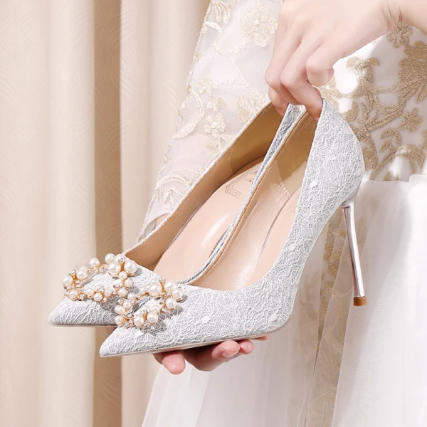 Charming Silver Lace Wedding Shoes 2020 Pearl Rhinestone 10 cm Stiletto Heels Pointed Toe Wedding Pumps