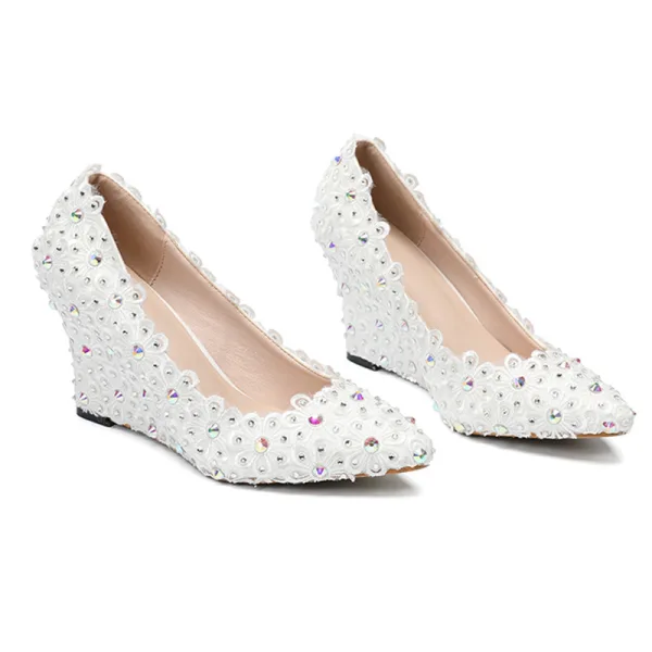 Chic / Belle Ivoire Chaussure De Mariée 2020 En Dentelle Fleur Faux Diamant À Bout Pointu 8 cm Compensées