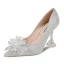 Charmant Silber Brautschuhe 2020 Pailletten Kristall Strass Schleife 9 cm Stilettos Spitzschuh Hochzeit Pumps