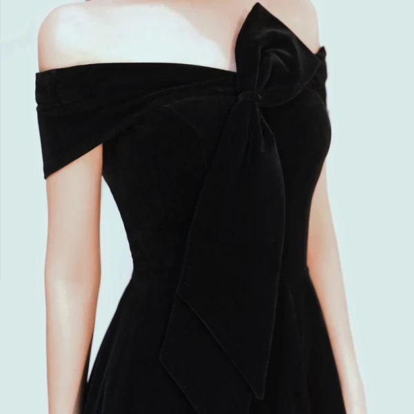 Chic / Beautiful Black Evening Dresses 2020 A-Line / Princess Suede Off-The-Shoulder Bow Sleeveless Backless Floor-Length / Long Formal Dresses