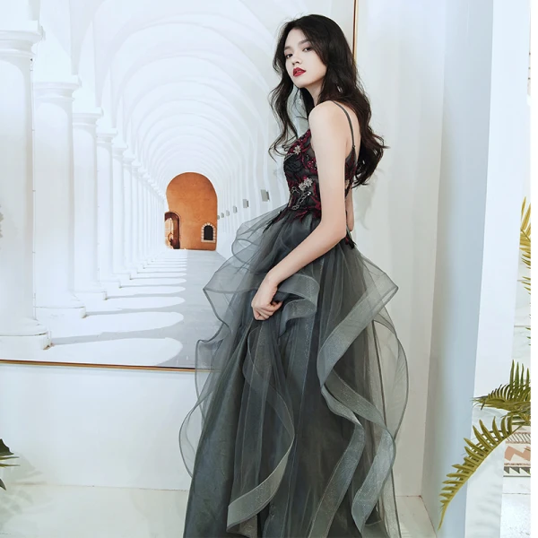 Chic / Belle Noire Robe De Bal 2020 Princesse Bretelles Spaghetti Perlage En Dentelle Fleur Sans Manches Dos Nu Longue Robe De Ceremonie