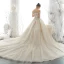 Luxe Champagne Robe De Mariée 2020 Princesse De l'épaule Paillettes Perlage Perle En Dentelle Fleur Appliques Sans Manches Dos Nu Royal Train