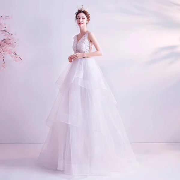 Abordable Blanche Robe De Mariée 2020 Princesse V-Cou En Dentelle Fleur Sans Manches Dos Nu Volants en Cascade Train De Balayage