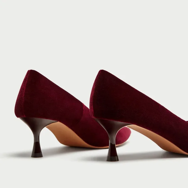 Modest / Simple Burgundy Casual Suede Pumps 2020 5 cm Stiletto Heels Pointed Toe Pumps