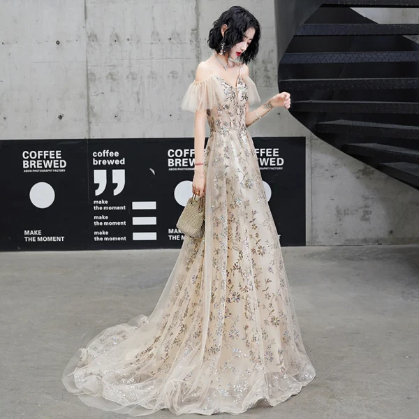 Charming Champagne Evening Dresses  2020 A-Line / Princess Spaghetti Straps Sequins Lace Flower Short Sleeve Backless Sweep Train Formal Dresses
