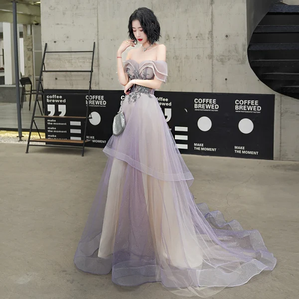 Charmant Violet Glitter Robe De Soirée 2020 Princesse De l'épaule Perlage En Dentelle Fleur Manches Courtes Dos Nu Train De Balayage Robe De Ceremonie