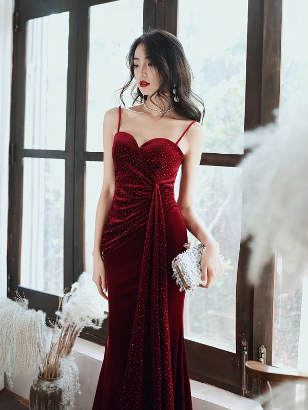 Mooie / Prachtige Bordeaux Suede Avondjurken 2020 Trompet / Zeemeermin Spaghettibandjes Rhinestone Mouwloos Ruglooze Lange Gelegenheid Jurken