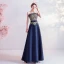 Vintage Marineblau Abendkleider 2020 A Linie Bandeau Strass Spitze Blumen Schleife Ärmellos Rückenfreies Lange Festliche Kleider