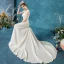 Abordable Ivoire Robe De Mariée 2020 Princesse Encolure Dégagée Perlage Cristal Perle En Dentelle Fleur Sans Manches Train De Balayage