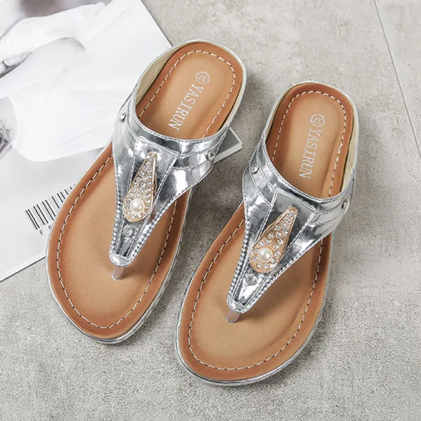 Moda Lato Czarne Zużycie ulicy Pantofle & Klapki 2020 Perła Rhinestone Płaskie Peep Toe Buty Damskie