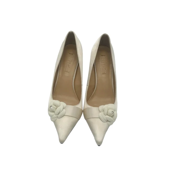 Élégant Ivoire Satin Fleur Chaussure De Mariée 2020 Cuir 7 cm Talons Aiguilles À Bout Pointu Mariage Escarpins