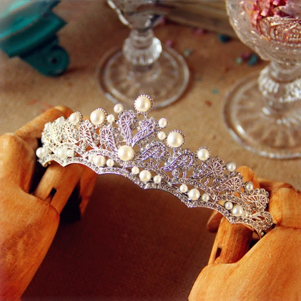 Romantisk Perle Tiara 2017 Sølv Rhinestone Metall