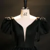 Elegant Black Satin Prom Dresses 2023 Ball Gown V-Neck Puffy Short Sleeve Backless Floor-Length / Long Formal Dresses