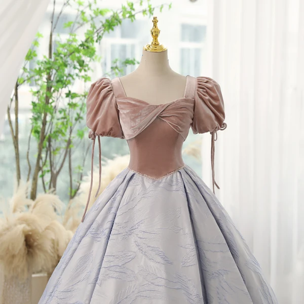 Elegant Blushing Pink Prom Dresses 2023 Ball Gown Square Neckline Short Sleeve Backless Floor-Length / Long Prom Formal Dresses