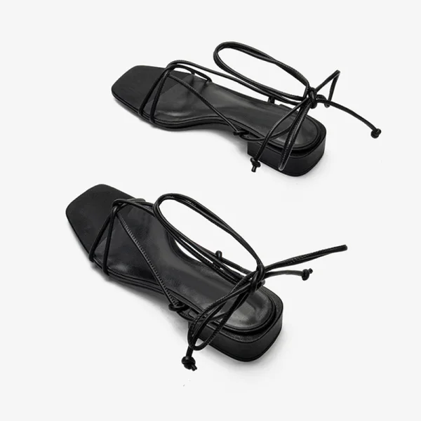 Sexy Schlicht Schwarz Strassenmode Sandalen Damen 2020 Knöchelriemen Low Heel Thick Heels Peeptoes Sandaletten