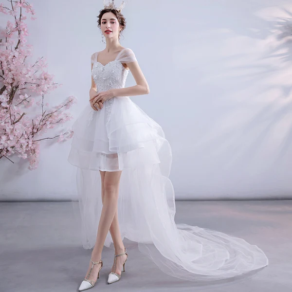 Charmant Haute Basse Blanche Asymétrique Robe De Mariée 2020 Princesse Encolure Carrée Perlage Perle Paillettes En Dentelle Fleur Sans Manches Dos Nu