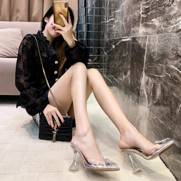 Transparent Silver Gatukläder Slingback Sandaler Dam 2020 Rhinestone 9 cm Stilettklackar Spetsiga Sandaler