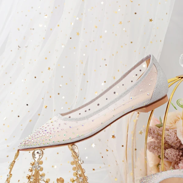 Glittrande Silver Brudskor 2020 Rhinestone Paljetter 9 cm Stilettklackar Spetsiga Bröllop Pumps