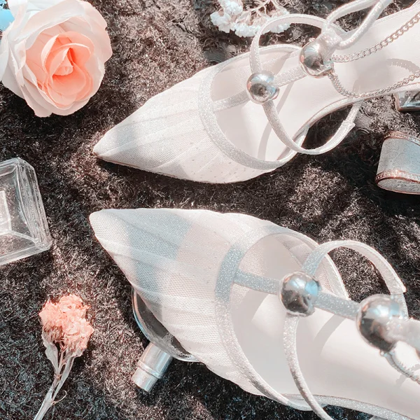 Charming Ivory Flat Womens Sandals 2020 Sequins T-Strap Pointed Toe Wedding Sandals