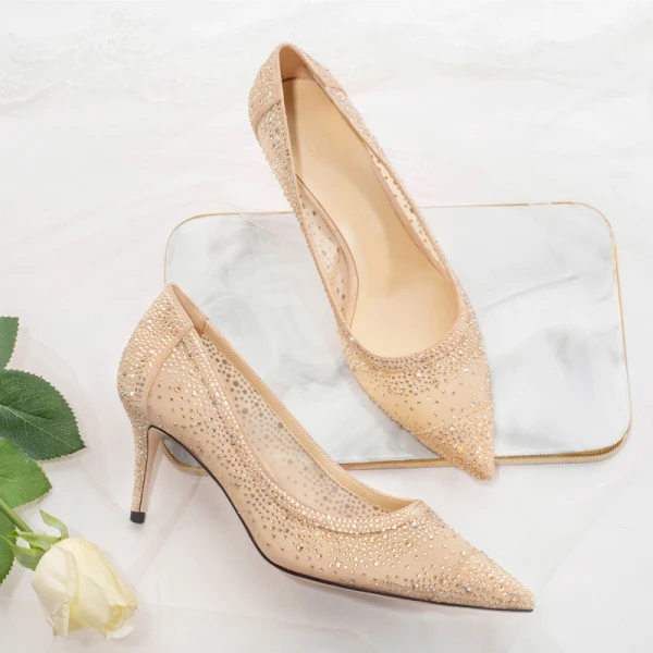 Charmant Champagne Chaussure De Mariée 2020 Cuir Faux Diamant 7 cm Talons Aiguilles À Bout Pointu Mariage Escarpins