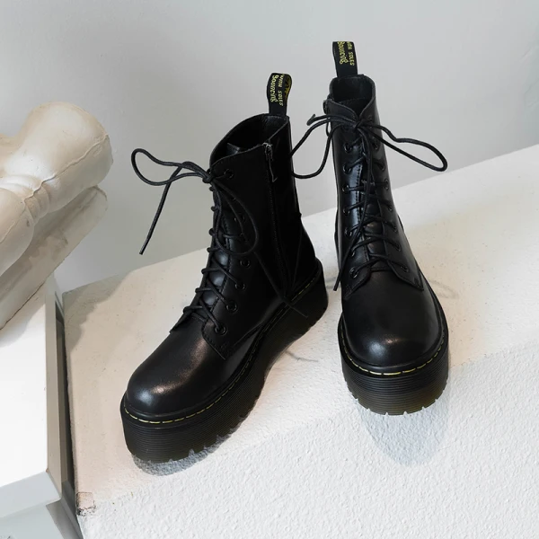 Fashion Black Street Wear Leather Round Toe Womens Boots 2020