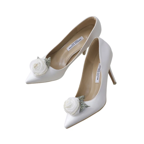 Élégant Chic / Belle Blanche Satin Chaussure De Mariée 2020 Perle Fleur 9 cm Talons Aiguilles À Bout Pointu Mariage Escarpins