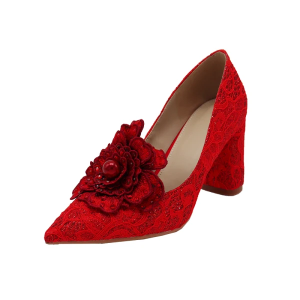 Chinese style Red Lace Appliques Wedding Shoes 2020 Leather Rhinestone 8 cm Thick Heels Pointed Toe Wedding Pumps