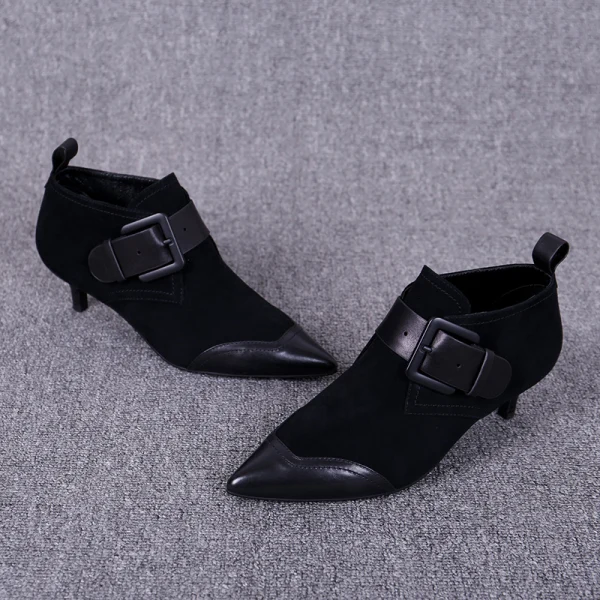 Simple Noire Désinvolte Bottines Bottes Femme 2020 Cuir 3 cm Talons Aiguilles Talon Bas À Bout Pointu Bottes