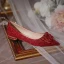 Charmant Rose Gold Pailletten Strass Flat Brautschuhe 2020 Niedrig Heels Spitzschuh Hochzeit High Heels