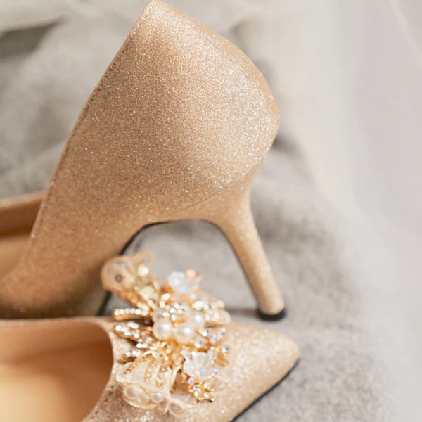 Glitter Charmant Goud Bruidsschoenen 2020 Leer Glans Pailletten Parel Rhinestone 6 cm Naaldhakken / Stiletto Spitse Neus Huwelijk Pumps