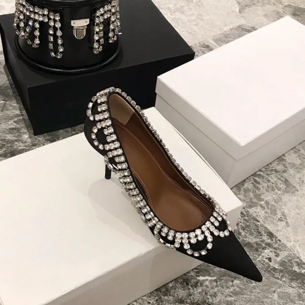 Charmant Satin Schwarz Strass Brautschuhe 2021 8 cm Stilettos Spitzschuh Hochzeit Pumps