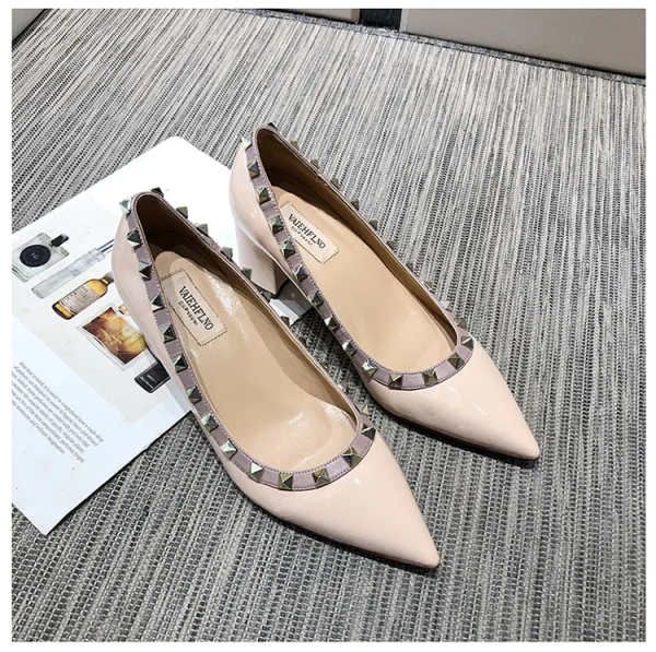 Charming Black Evening Party Rivet Pumps 2021 Leather Patent Leather 6 cm Stiletto Heels Pointed Toe High Heels