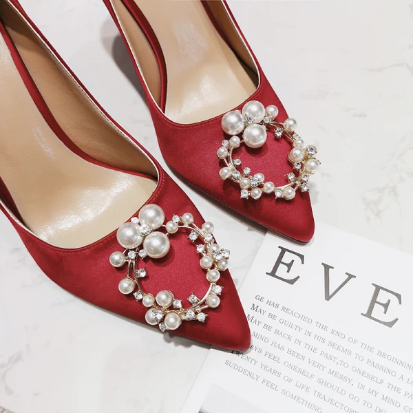Mooie / Prachtige Champagne Huwelijk Bruidsmeisjes Pumps 2021 Parel Rhinestone Satijn 10 cm Naaldhakken / Stiletto Spitse Neus Hoge Hakken Pumps