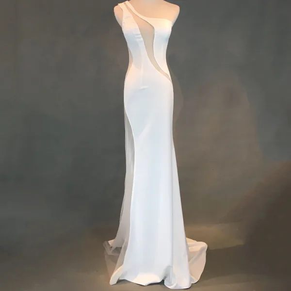 Sexy Noire Robe De Soirée 2018 Trompette / Sirène Transparentes Une épaule Sans Manches Train De Balayage Robe De Ceremonie