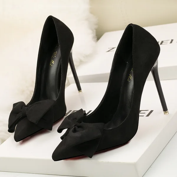 Affordable Red Outdoor / Garden Suede Pumps 2021 11 cm Stiletto Heels High Heels Pointed Toe Pumps