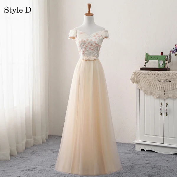 Chic / Beautiful Champagne Bridesmaid Dresses 2018 A-Line / Princess Appliques Bow Lace Backless Floor-Length / Long Wedding Party Dresses