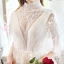 Luxe Champagne Robe De Mariée 2018 Princesse Transparentes Perlage Cristal Faux Diamant En Dentelle Fleur Noeud Encolure Dégagée Dos Nu 1/2 Manches Train De Balayage Mariage
