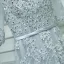 Enkel Sølv Kjoler Til Bryllup 2017 Prinsesse Blonder Blomst Beading Paljetter V-Hals 1/2 Ermer Lange Brudepikekjoler