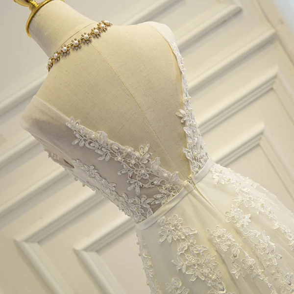 Elegant White Formal Dresses 2017 A-Line / Princess Lace Flower Pearl Strappy Sequins Short Sleeve Floor-Length / Long Prom Dresses