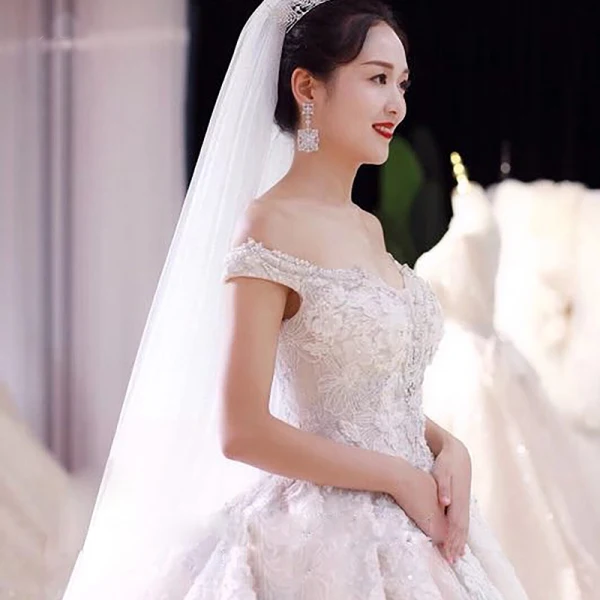 Luxury / Gorgeous Champagne Wedding Dresses 2018 Ball Gown Beading Lace Flower Crystal Pearl Rhinestone Sequins Off-The-Shoulder Backless Short Sleeve Royal Train Wedding