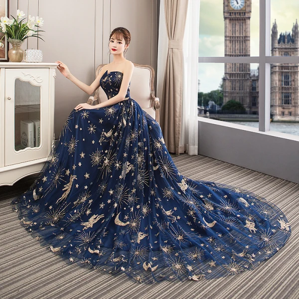 Elegante Marineblau Ballkleider 2018 A Linie Glanz Karikatur Bandeau Rückenfreies Ärmellos Hof-Schleppe Festliche Kleider