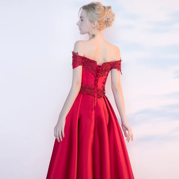 Chic / Beautiful Red Evening Dresses 2017 A-Line / Princess Appliques Lace Flower Beading Backless Off-The-Shoulder Crossed Straps Sleeveless Floor-Length / Long Evening Party