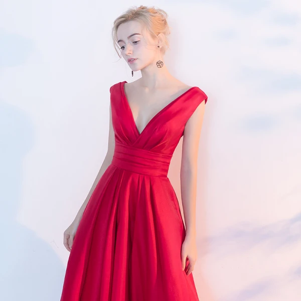 Chic / Beautiful Red Evening Dresses 2017 A-Line / Princess V-Neck Crossed Straps Backless Sleeveless Floor-Length / Long Evening Party