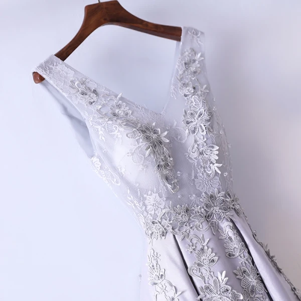 Chic / Beautiful Silver Evening Dresses 2017 A-Line / Princess Lace Flower V-Neck Backless Sleeveless Ankle Length Evening Party