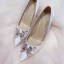 Schöne Ivory / Creme Abend Strass Schmetterling Pumps 2021 Leder 8 cm Stilettos Spitzschuh Pumps Hochhackige