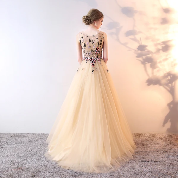 Chic / Beautiful Prom Dresses 2017 A-Line / Princess Lace Flower Beading Pearl Sequins Sleeveless Sweep Train Formal Dresses