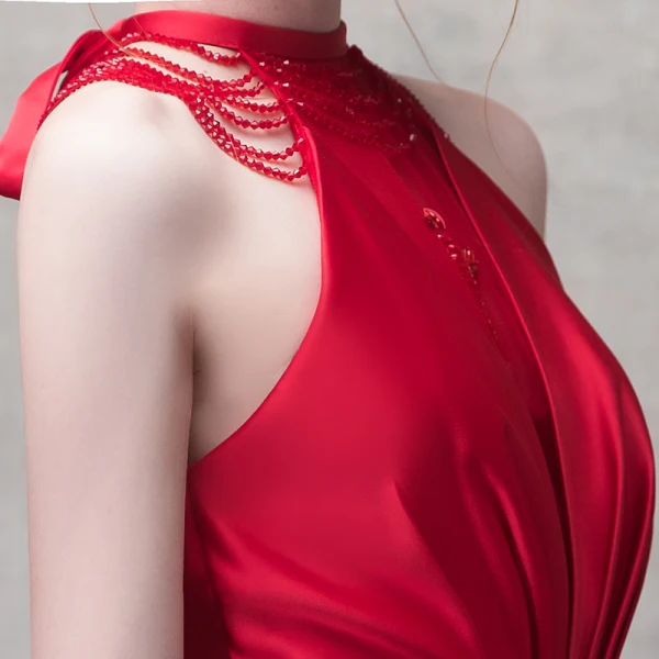 Élégant Rouge Robe De Soirée 2017 Princesse Noeud Perlage Col Haut Sans Manches Bustier Royal Train Robe De Ceremonie