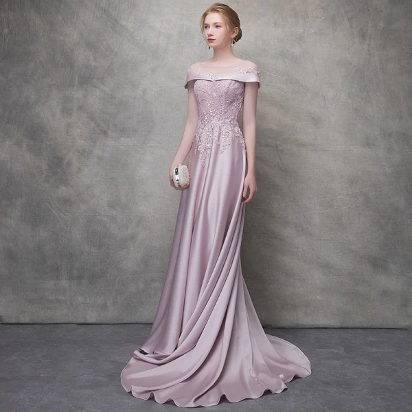 Elegante Rosa Abendkleider 2017 A Linie Mit Spitze Blumen Pailletten Rundhalsausschnitt Rückenfreies Sweep / Pinsel Zug Kurze Ärmel Festliche Kleider