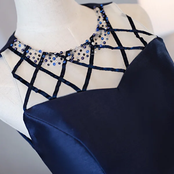 Schöne Marineblau Cocktailkleider 2017 Ballkleid Kristall Perlenstickerei Rundhalsausschnitt Rückenfreies Kurze Festliche Kleider